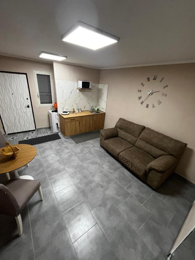Home Oversize Наполи Екстериор снимка